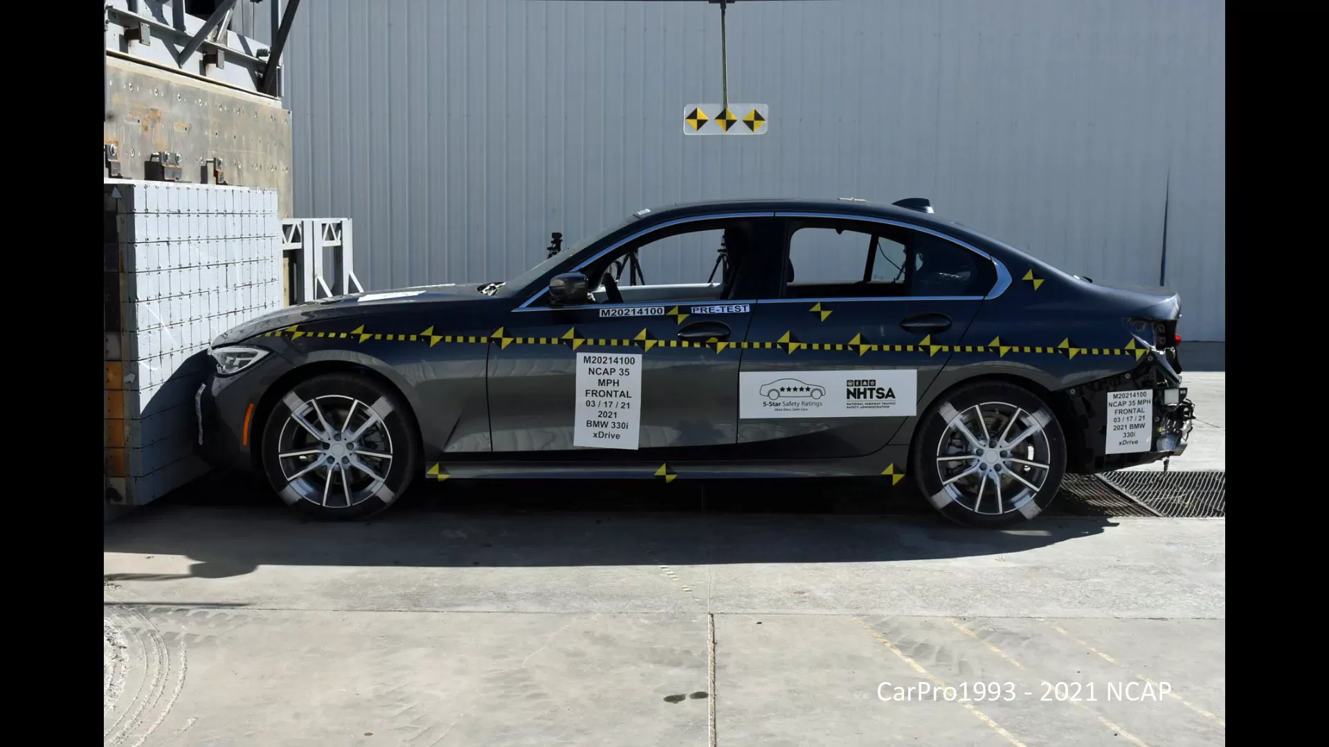 Crash Test  BMW 3-Series