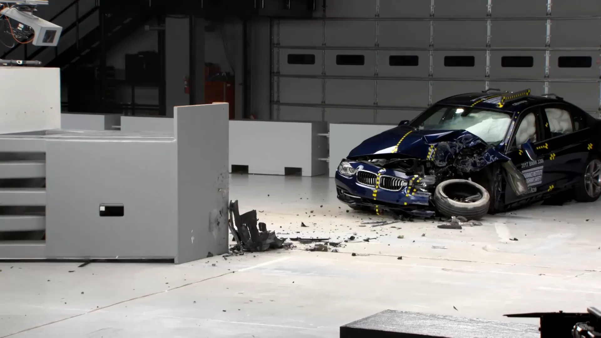 BMW 3 series driver-side small overlap IIHS crash test