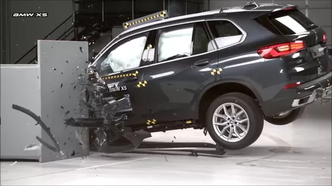 2019 BMW X5 vs 2019 Volvo XC90 CRASH TEST