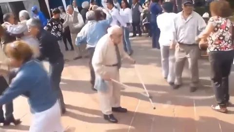 музика